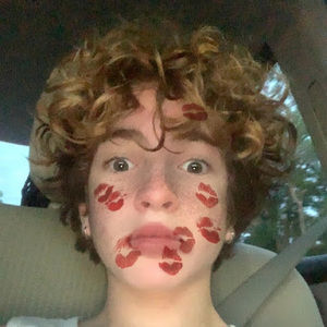 Meet your Posher, Zay